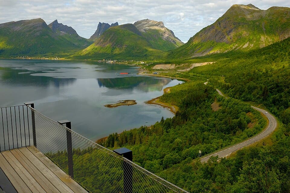 View over Bergsfjorden from the Bergsbotn viewpoint on Senja